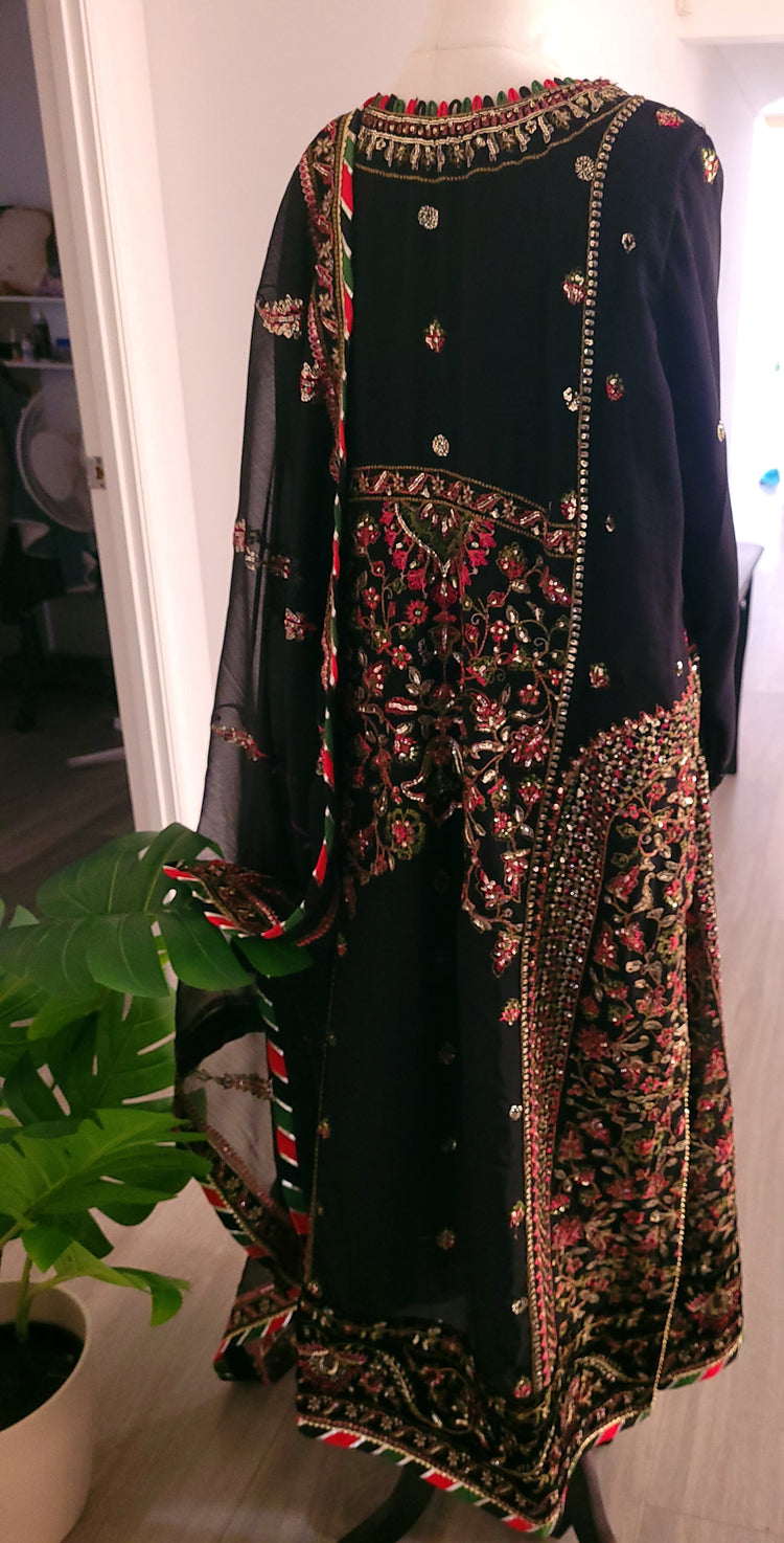 Black multi chiffon 3pc