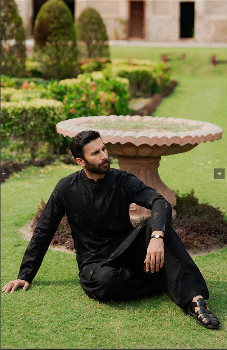 Black men's kameez 2pc set