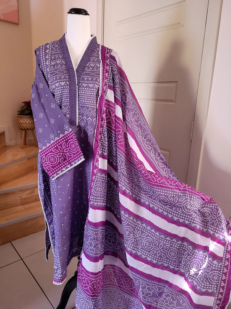 Purple & Magenta lawn 3pc