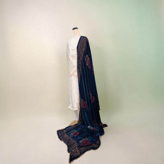 Stone Flower Velvet Shawls