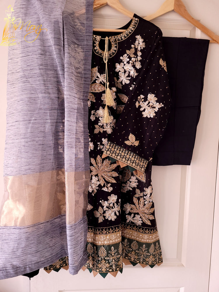 Zaha black luxury lawn dress
