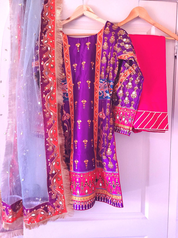 Mehndi & Dholki Mirror 3 Piece Dress