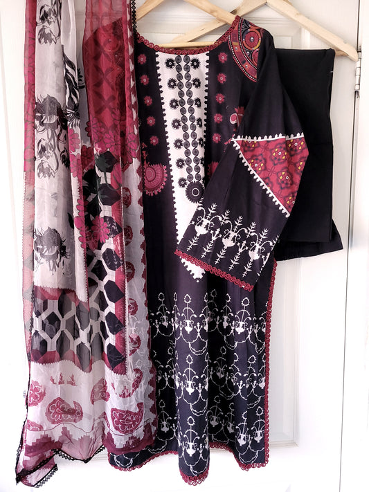 Cultural Black & red 3 Piece Suit