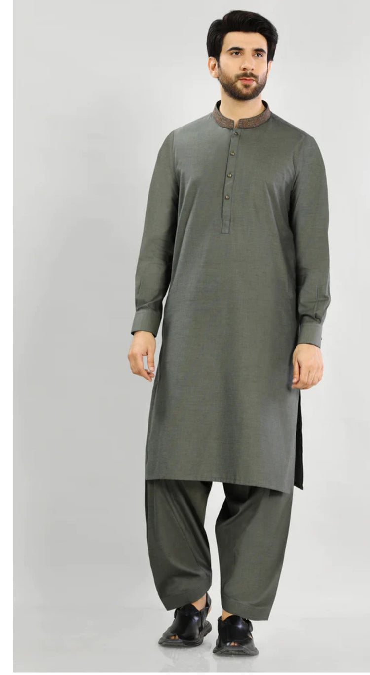 Metalic green mens embroiderd 2pc
