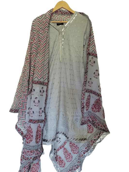 Khaadi Embroidered 2 Piece Suit (Lilac)