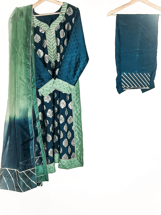 Pure Banarsi Cotton Silk Bottle Green 3 Piece Suit with lace detailing