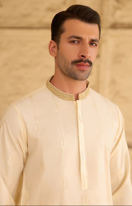 Offwhite Mens Kurta&pajama set