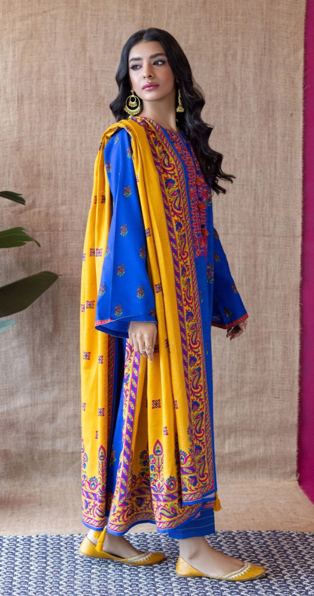 Kadder Color Fresh blue embroiderd khadder 3pc – Monz Fashion